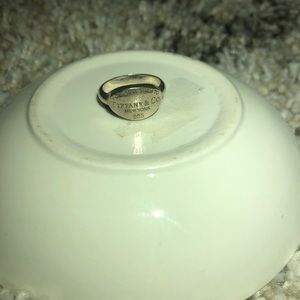 Tiffany & Co “Return to Tiffany Ring”
